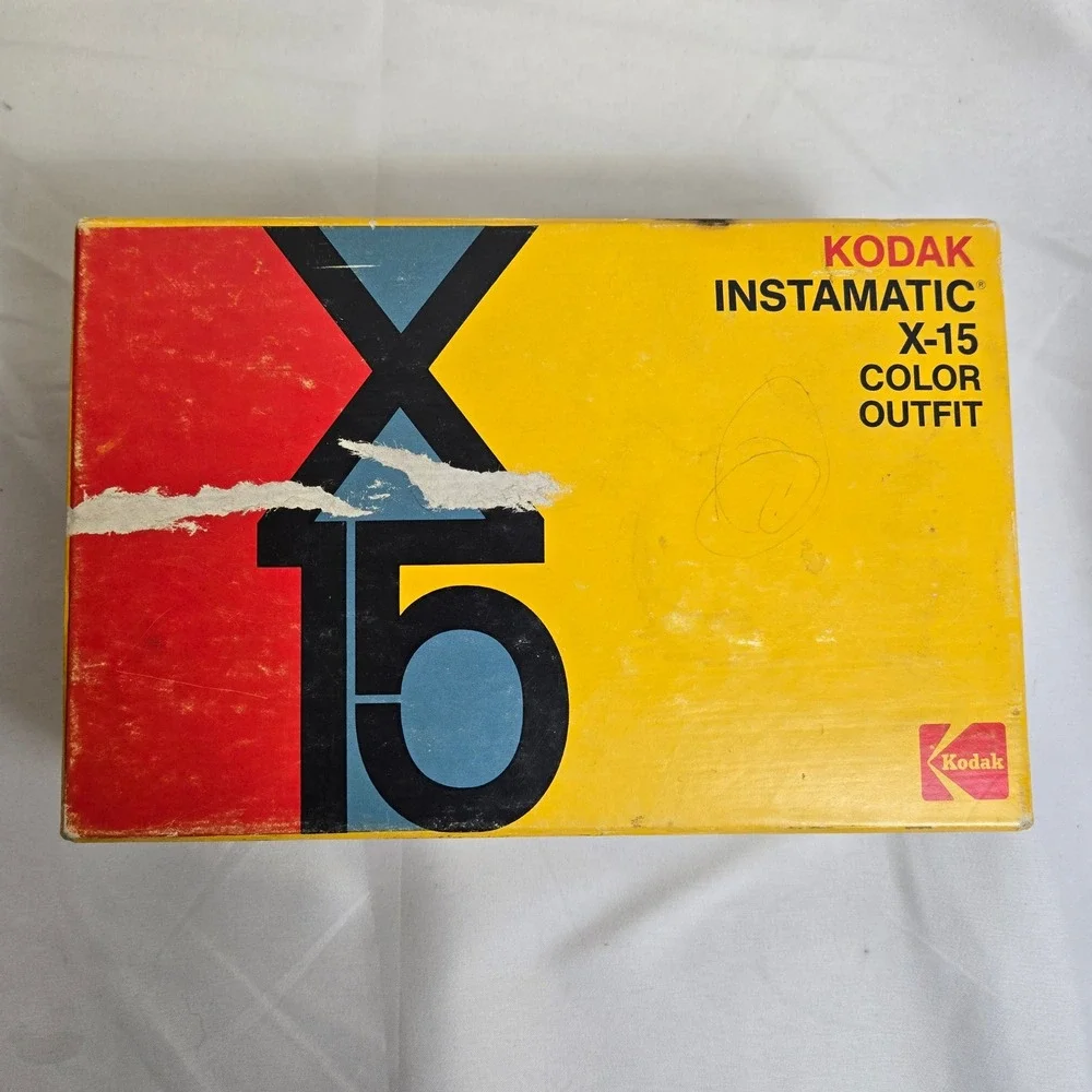 Kodak Instamatic X-15 Color Outfit Camera, Vtg 70s/80s,‎ Untested